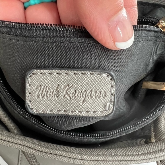 Wink Kangaroo Hand Bag / Back Pack NEW - Picture 5 of 10